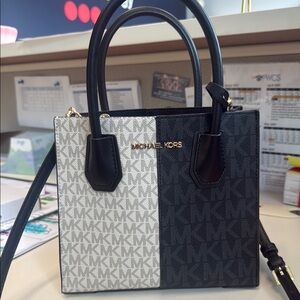 Michael Kors Black and White Mini Bag Elegant Style